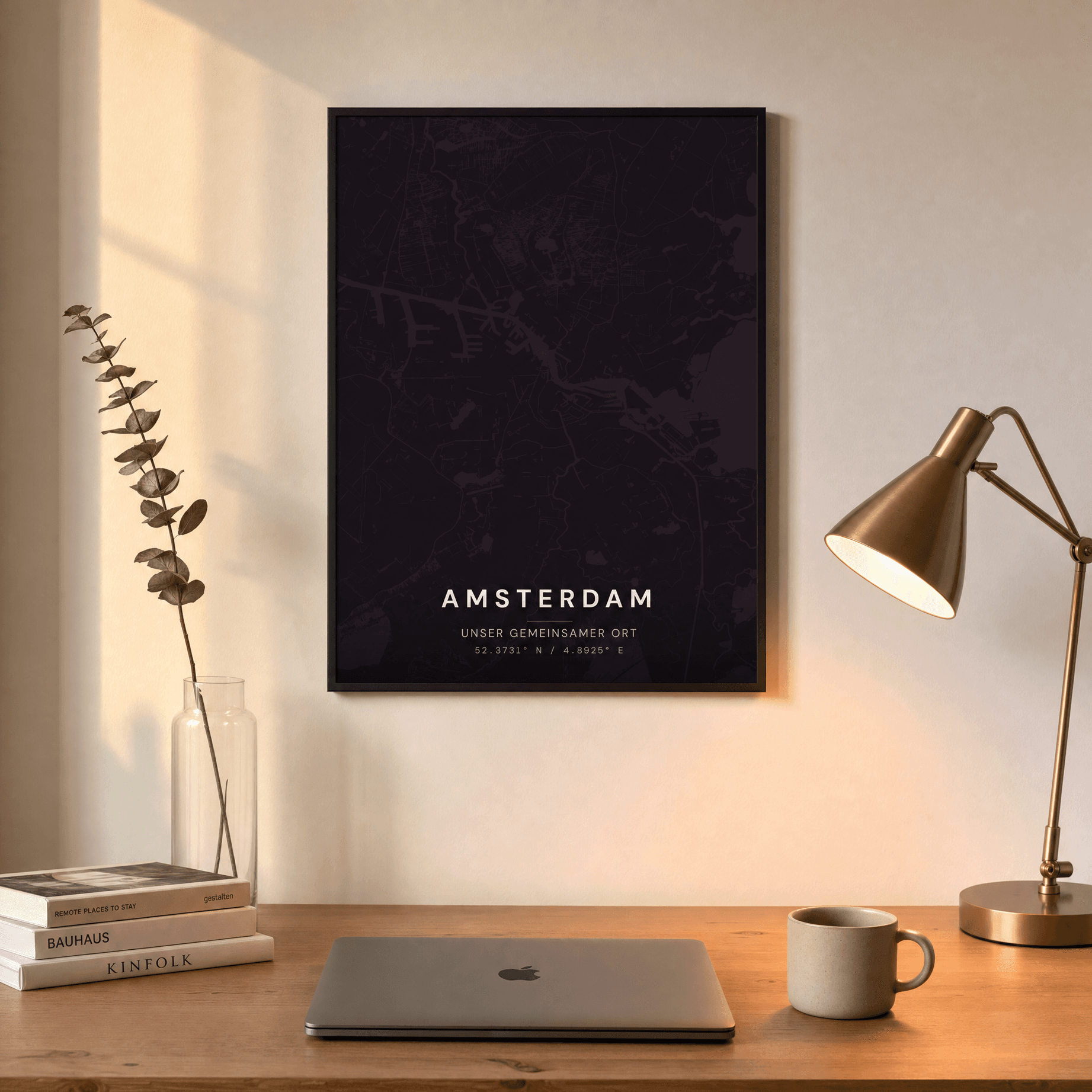 Amsterdam Map-Poster über Schreibtisch